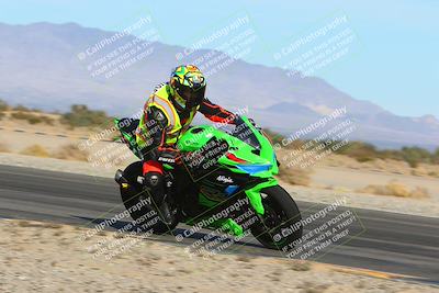 media/Jan-13-2024-SoCal Trackdays (Sat) [[9c032fe5aa]]/Turn 14 Inside (150pm)/